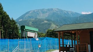 園地からの伊吹山